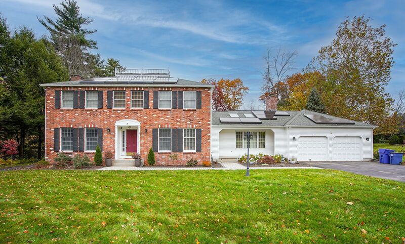 Wilbraham House: 14 Horseshoe Ln