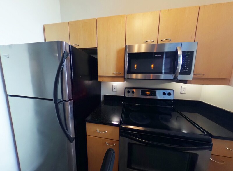 Richmond Condo: 1011 West Marshall Street