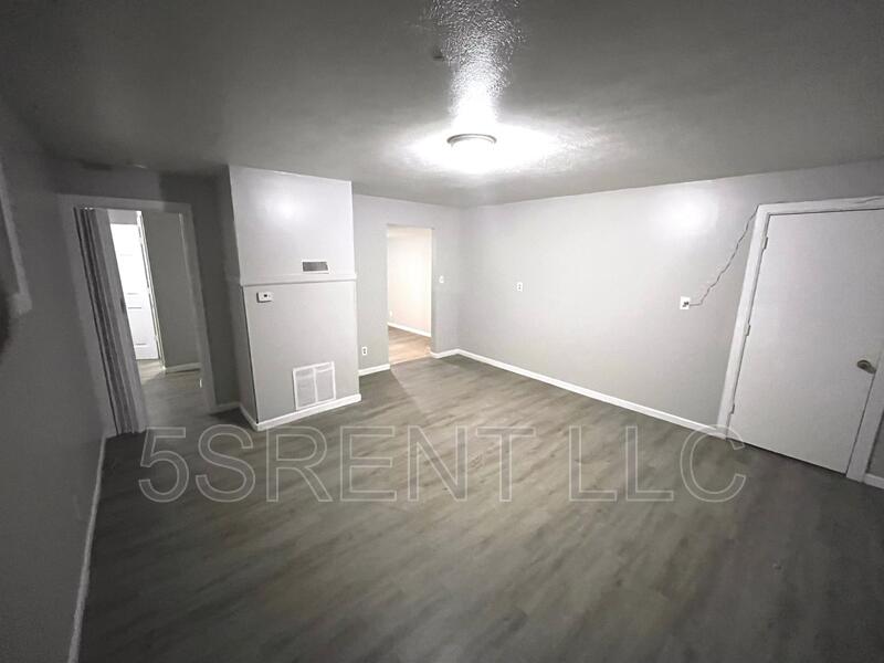 South Lebanon Condo: 236 S Mary Ellen St Apt C