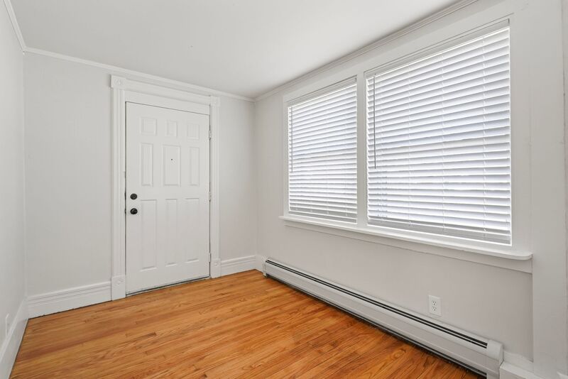 South Glens Falls Condo: 35 Saratoga Ave