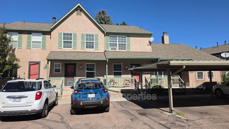 Colorado Springs Townhome: 226 Hargrove Ct