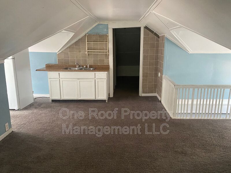 Kansas City House: 532 Cypress Avenue East