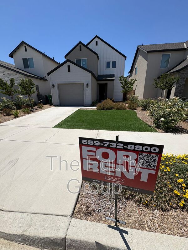 Visalia House: 30541 Delancy Road