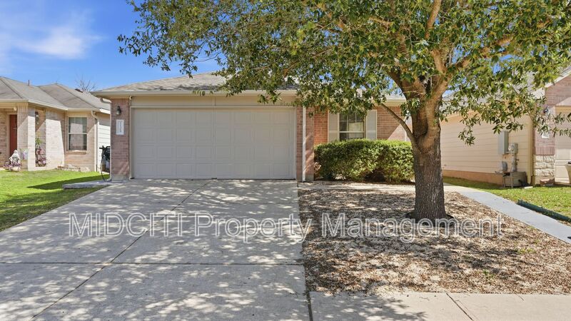 Manchaca House: 11309 Autumn Ash Dr