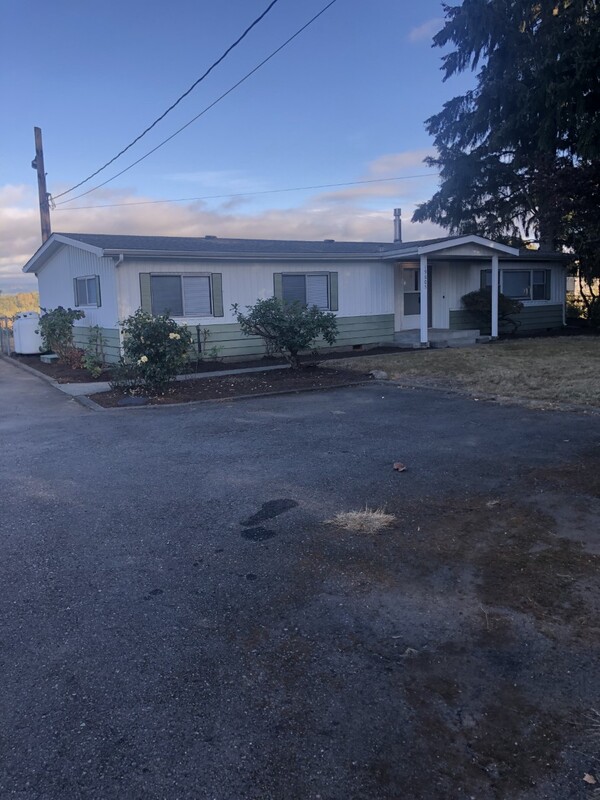 Request a Viewing for 19605 Smokey Point Boulevard Tenant Turner