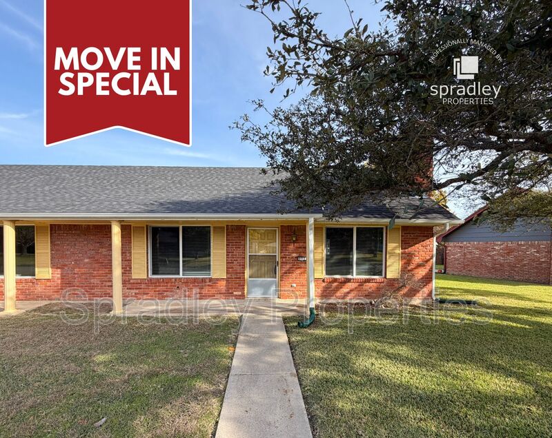 Temple Townhome: 803 Apache Dr