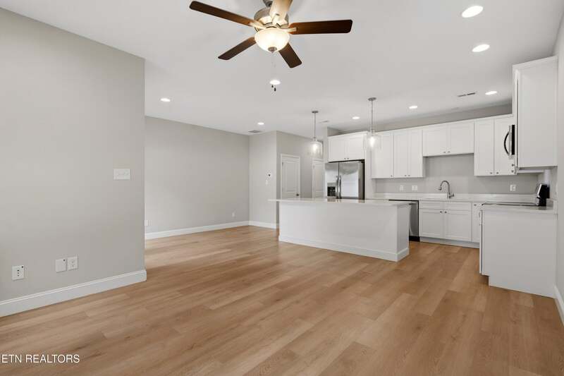 Photograph 3 of 7106 Dulaney Way