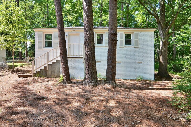 Columbia House: 313 Glenn Avenue