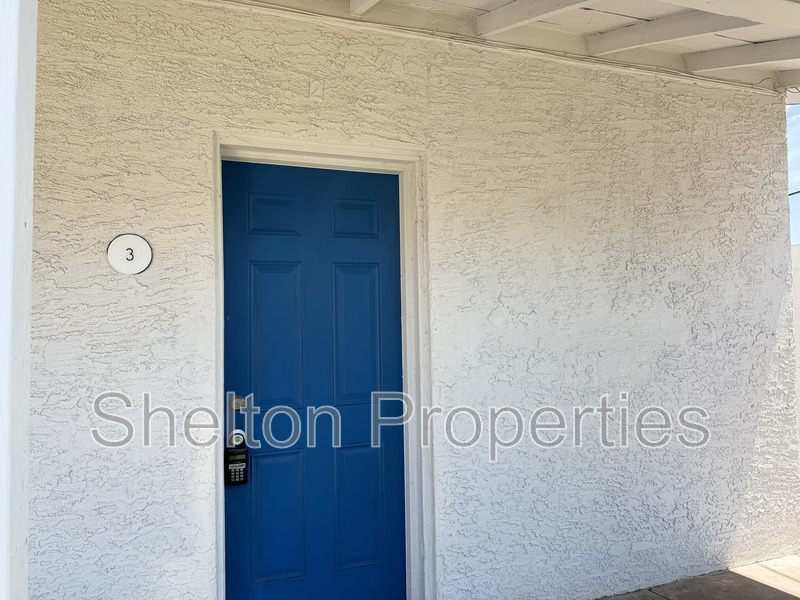 Phoenix House: 1713 N 31st Pl Apt 3