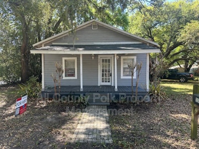 Plant City House: 1101 Tyner St.
