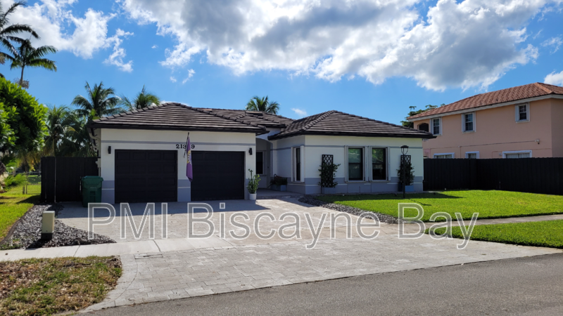 Cutler Bay House: 21369 SW 92nd Ave