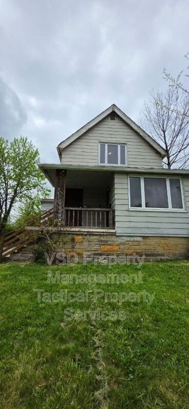 Cleveland Condo: 3408 E 140 St