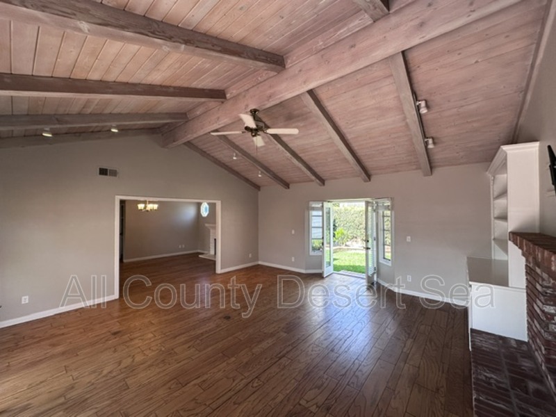Main Rental Photo 17