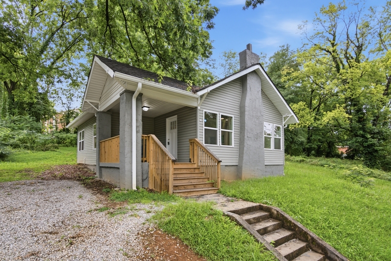 Knoxville House: 814 Biddle Street
