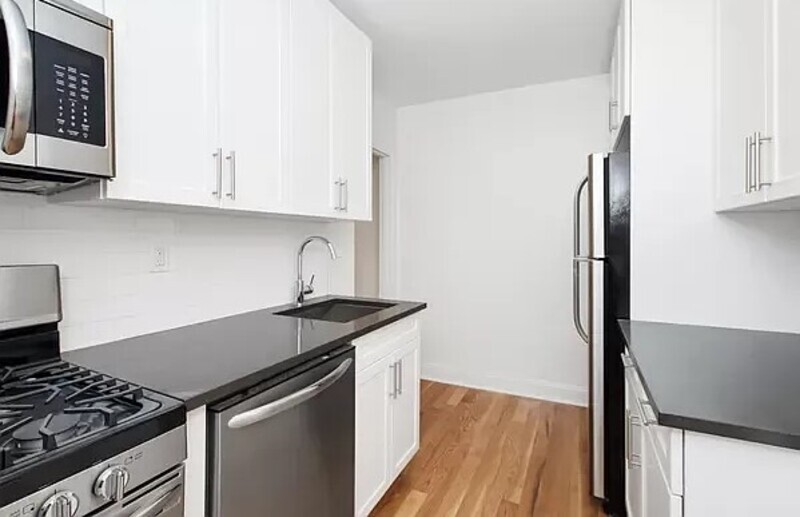 New York Condo: 441 Convent Ave