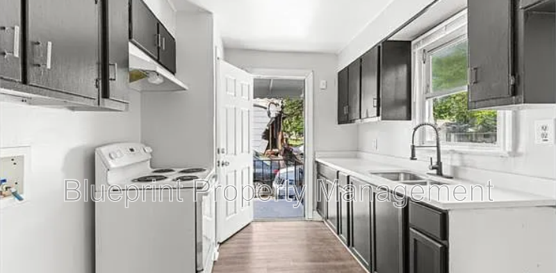 Birmingham House: 3120 24th Street North