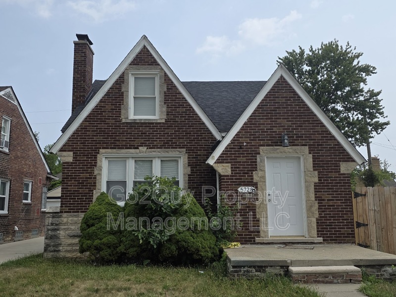 Detroit House: 5728 Bedford