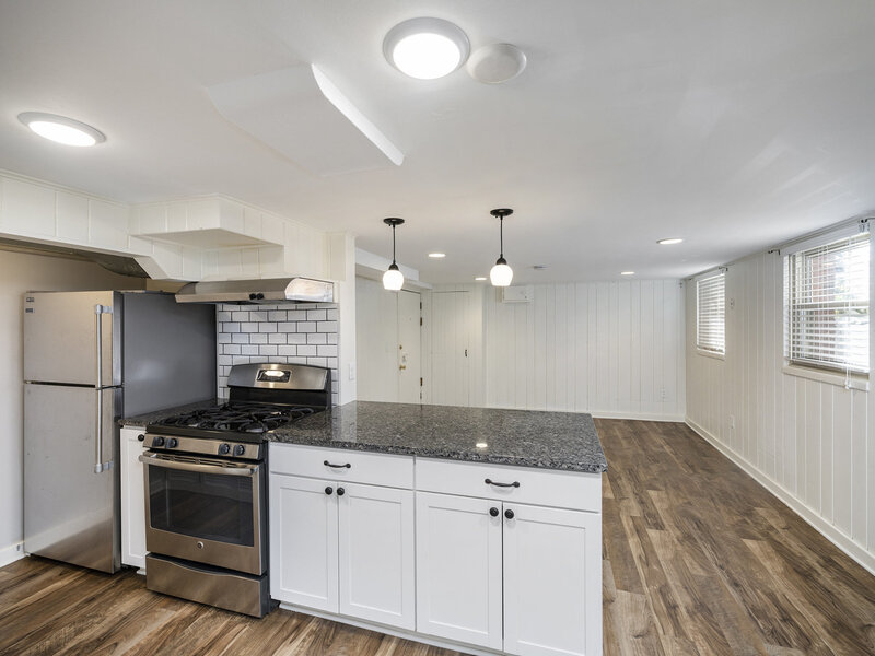 Omaha House: 1612 S 32nd Ave