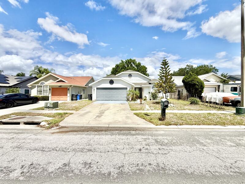 Riverview House: 11316 Maybrook Avenue