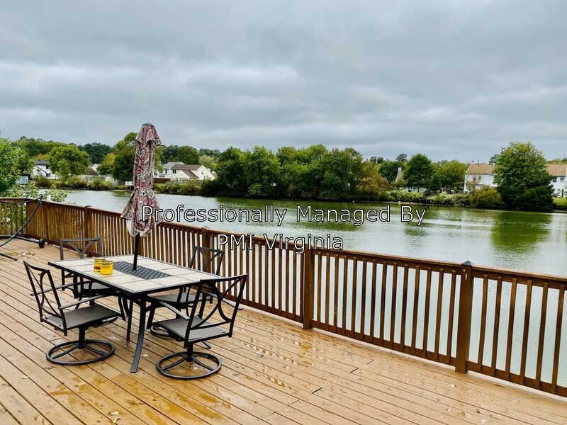 Request a Viewing for 1905 Gravenhurst Dr Tenant Turner