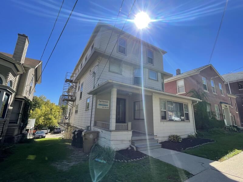 Madison Condo: 125 E Gorham - Unit 1