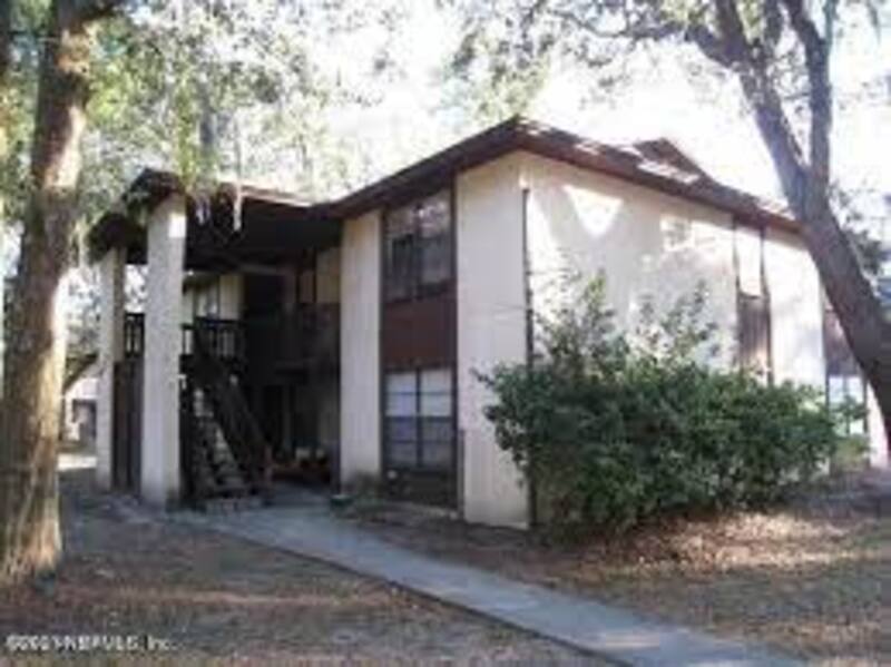 Orange Park Condo: 459 Lombard Street - 1B