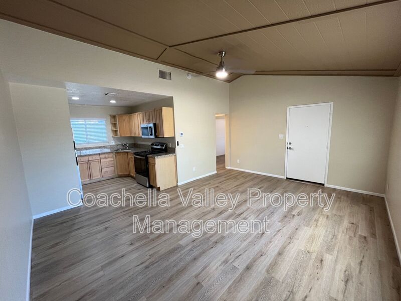 Palm Desert House: 73922 Shadow Mountain Dr