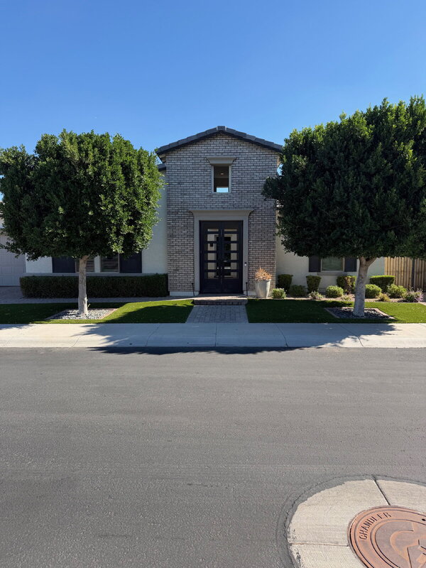 Chandler House: 4191 S Emerald Dr