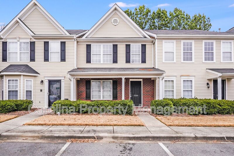 Charlotte House: 3260 Barons Ct. Rd.