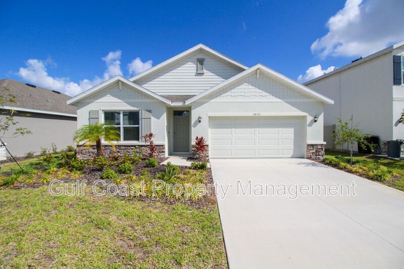 Bradenton House: 18121 Metado Dr