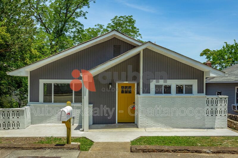 Chattanooga House: 1813 E 4th Street