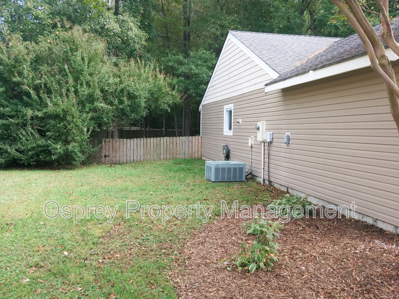 Charming 3-Bedroom Ranch on a Cul-de-Sac! "ASK ABOUT OUR ZERO DEPOSIT" - Photo 3