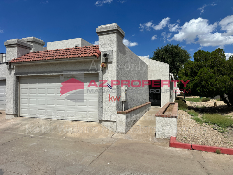 Glendale Townhome: 4764 W Eva St