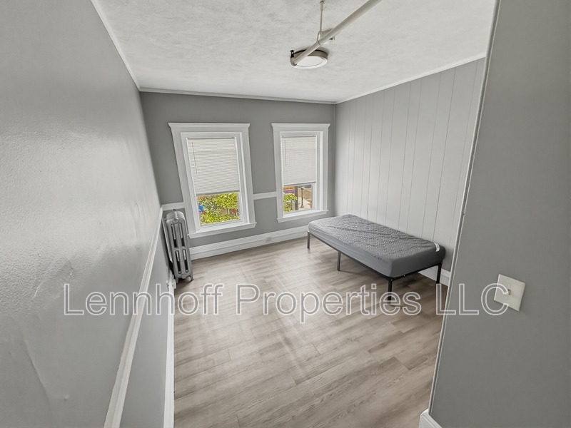Salem Apartment: 116 Lafayette Street