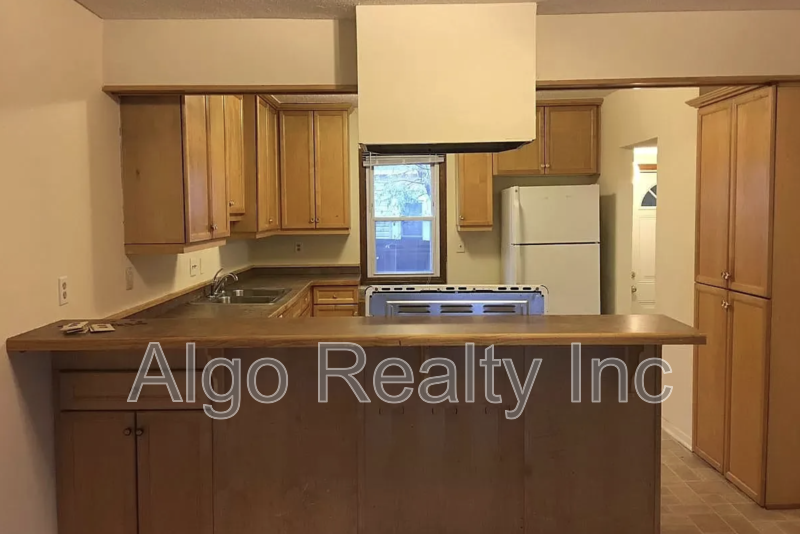 Minneapolis Condo: 6050 Wentworth Avenue