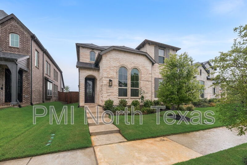 Celina House: 3926 Stars Street