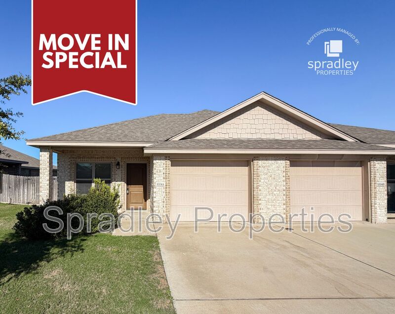 Troy Townhome: 1004A Sparrow Cove