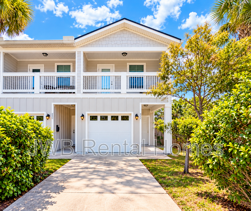 Jacksonville Beach Townhome: 892 4th Ave S