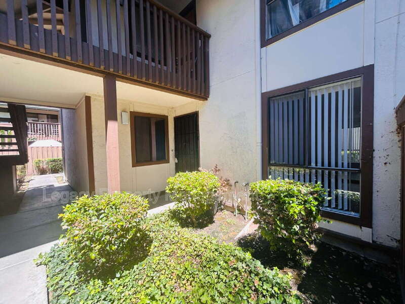 Antioch Condo: 2410 Starlight Ln