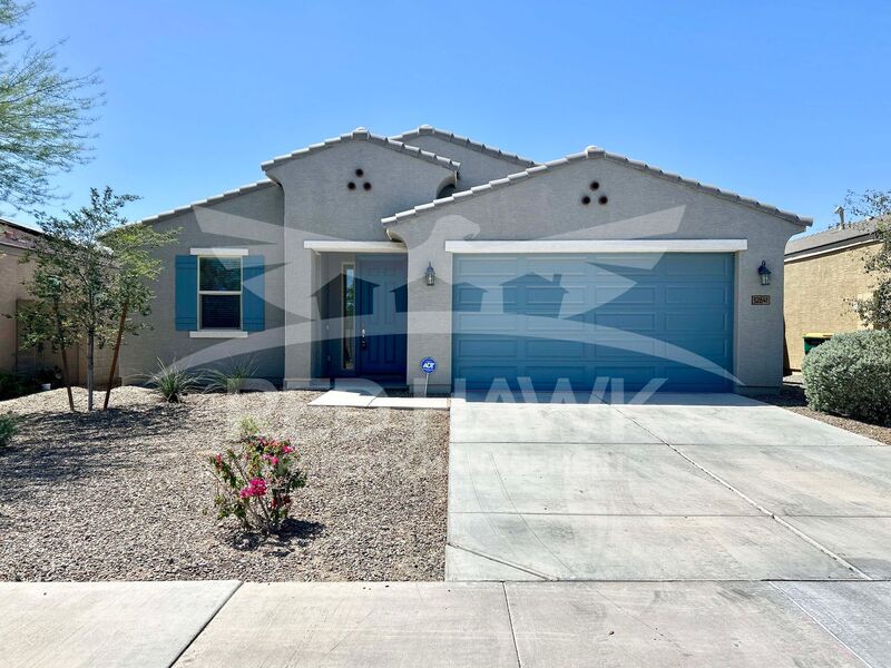 Glendale House: 12641 W State Ct