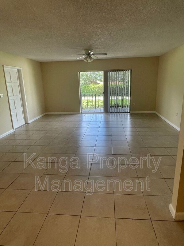 Coral Springs Condo: 11605 NW 29th Ct