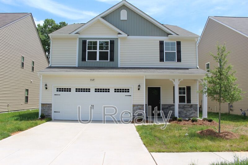 Charlotte House: 4509 Cecilia Ln