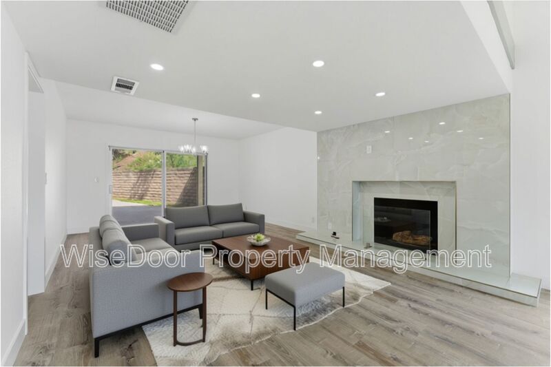 Montebello House: 1500 Aldea Dr