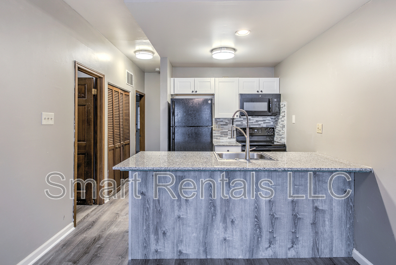 St Louis Condo: 3823 McRee Ave - B