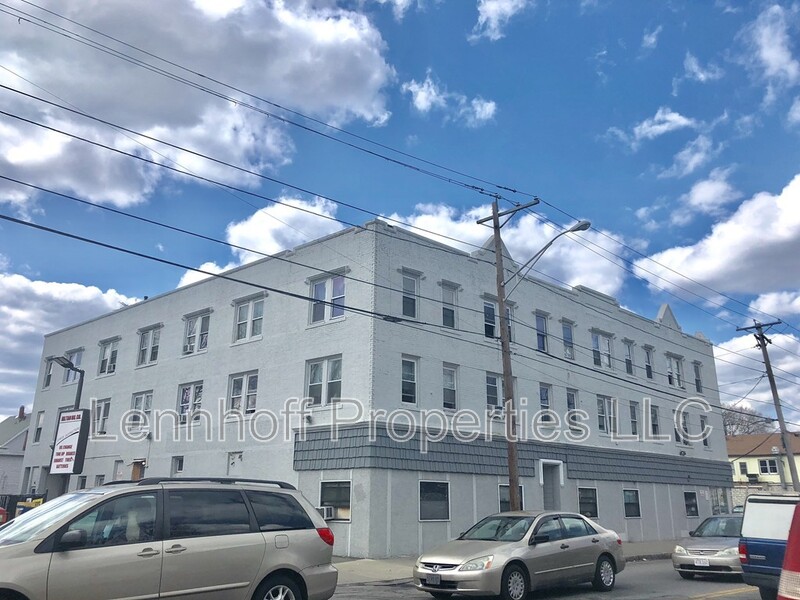 Lawrence Apartment: 77 S Union St