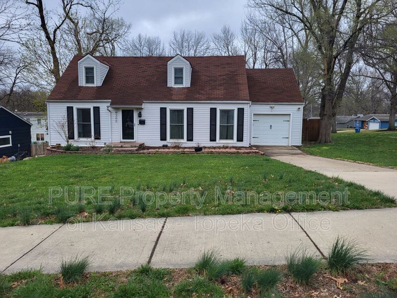 Overland Park House: 6300 W 80th Terrace