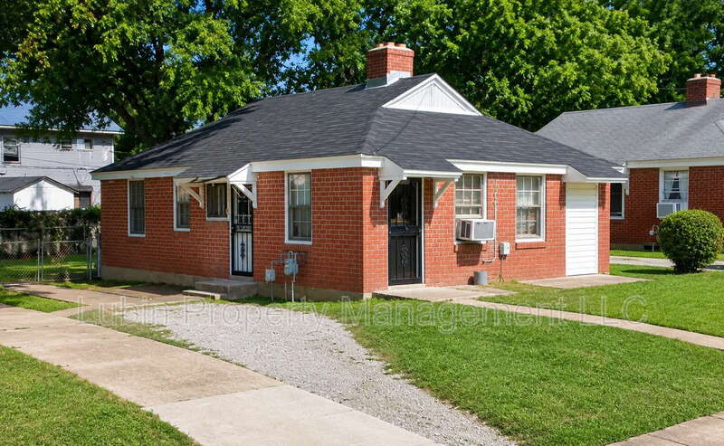 Memphis House: 820 Dallas St
