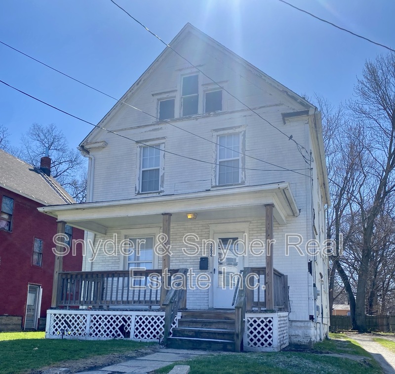 Akron House: 362 E South St