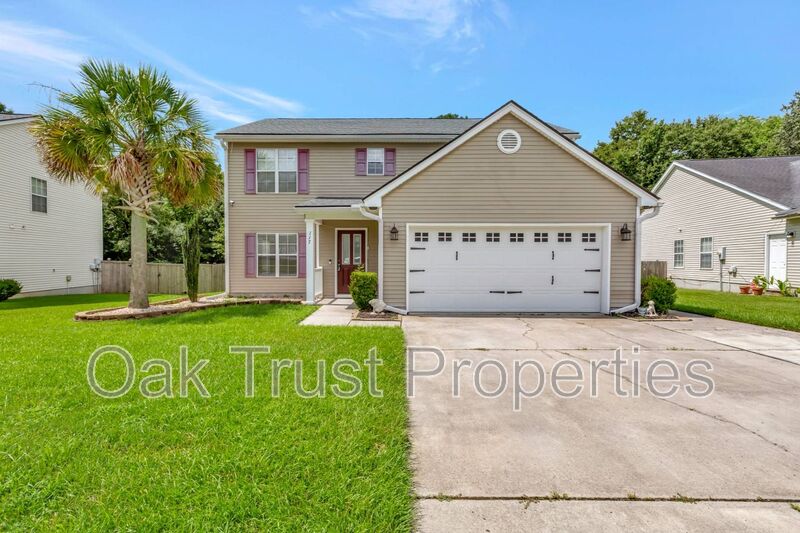 Goose Creek House: 117 Broken Branch Drive