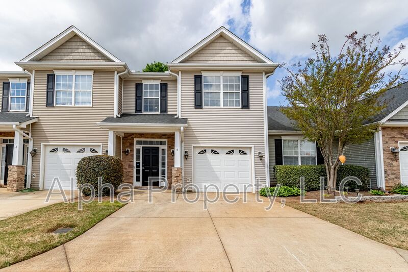 Greer Townhome: 4 Roselite Cir